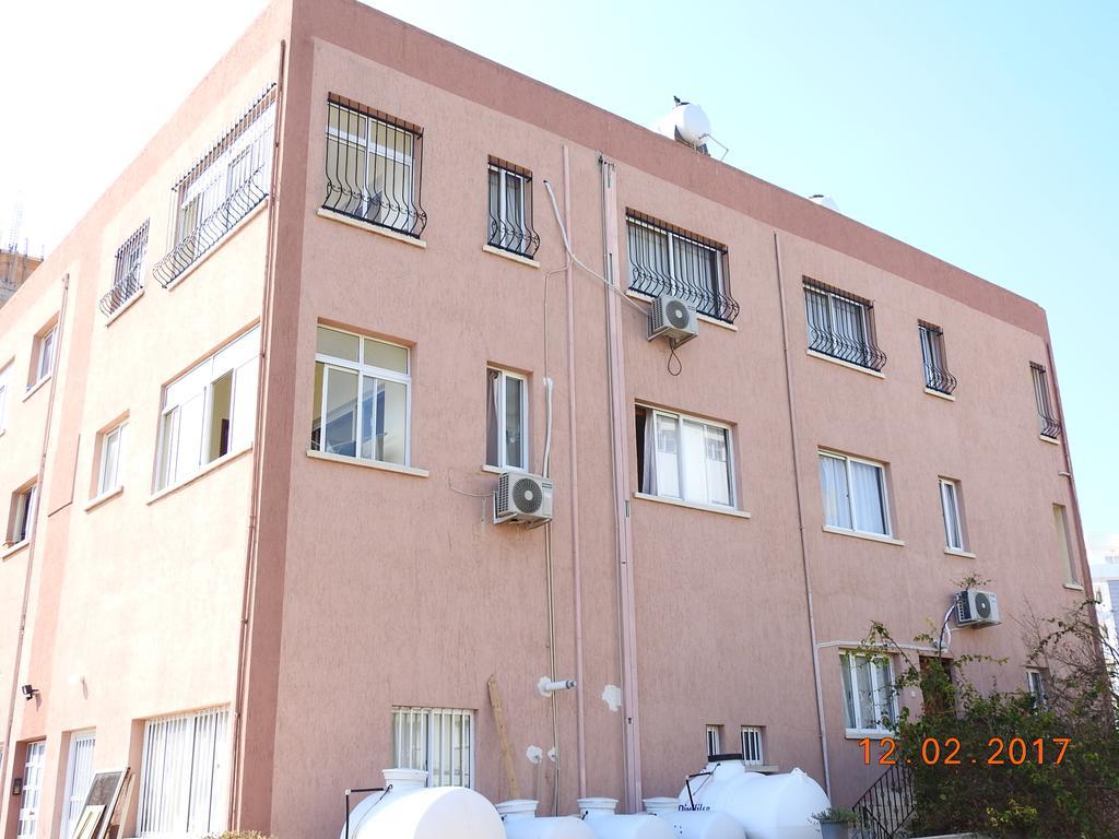 Ertunalp Apartment Famagusta  Exterior photo