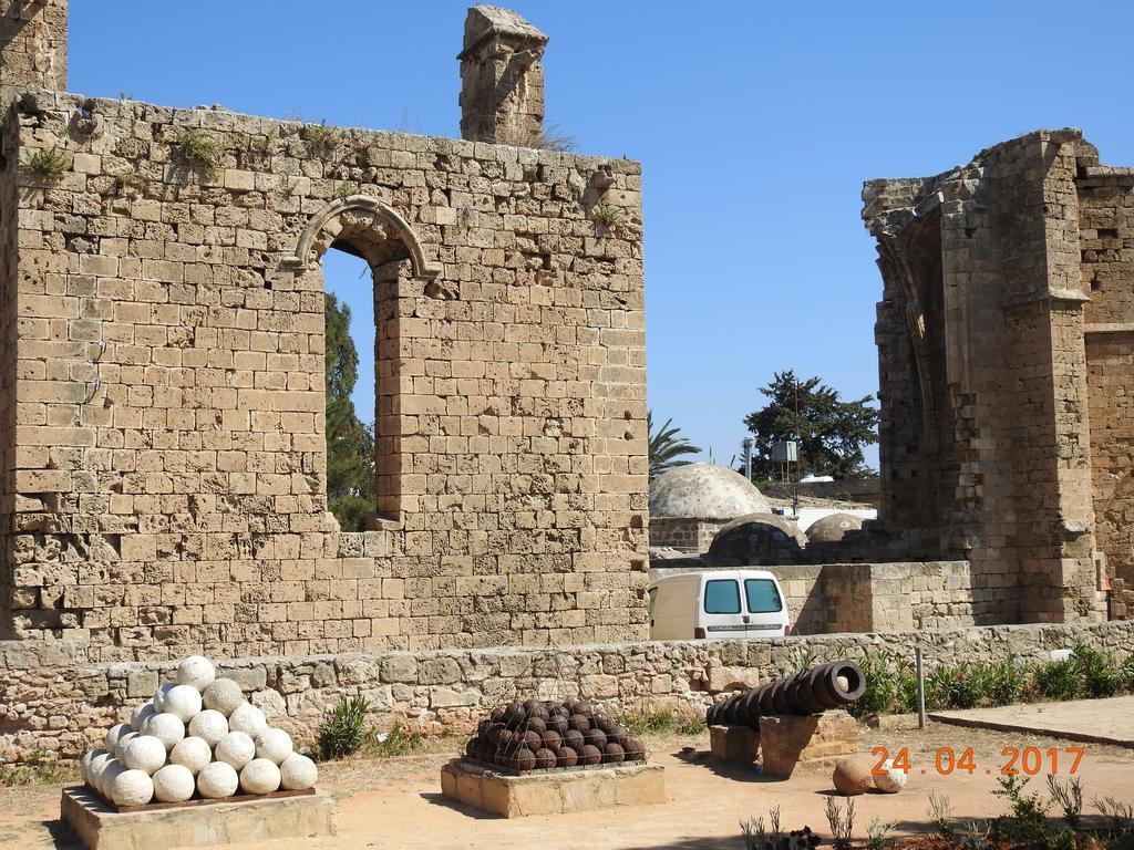 Ertunalp Apartment Famagusta  Exterior photo