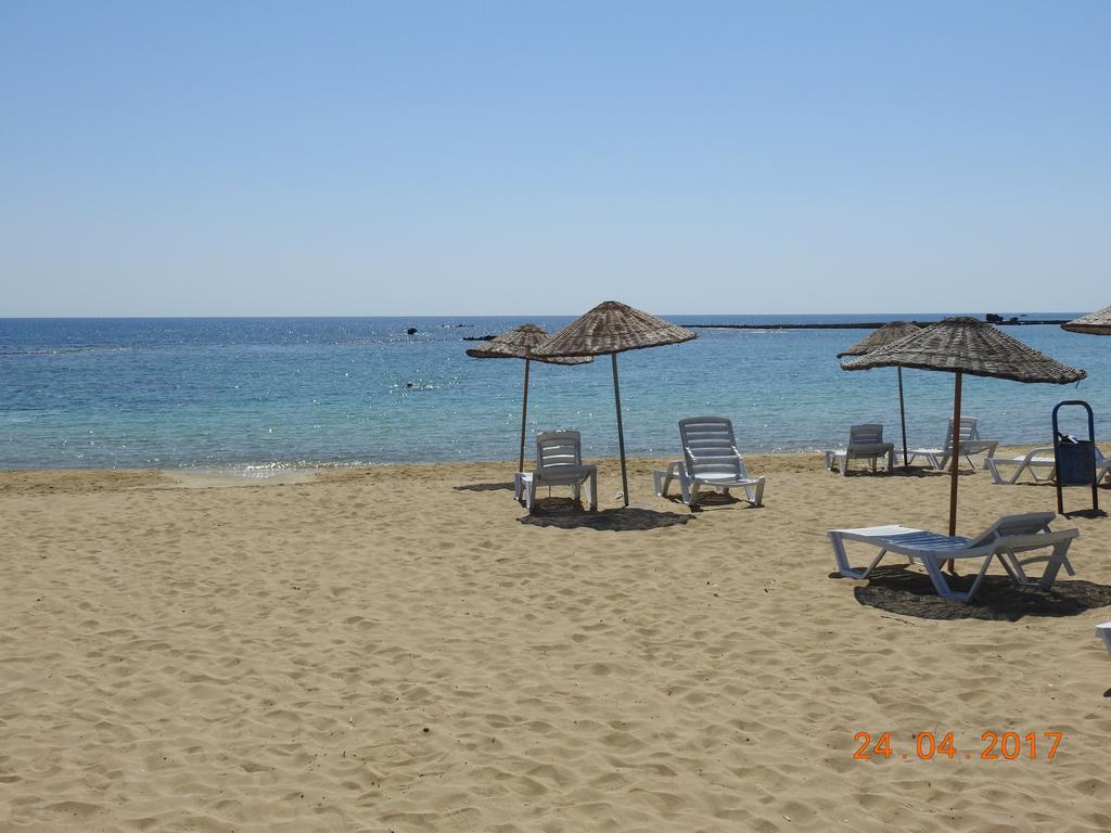 Ertunalp Apartment Famagusta  Exterior photo